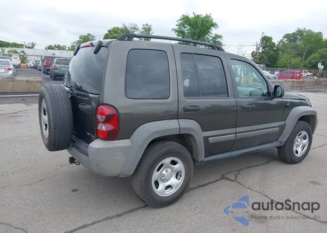 2006 Jeep Liberty Sport из США, поврежденный, VIN 1J4GL48K86W287185
